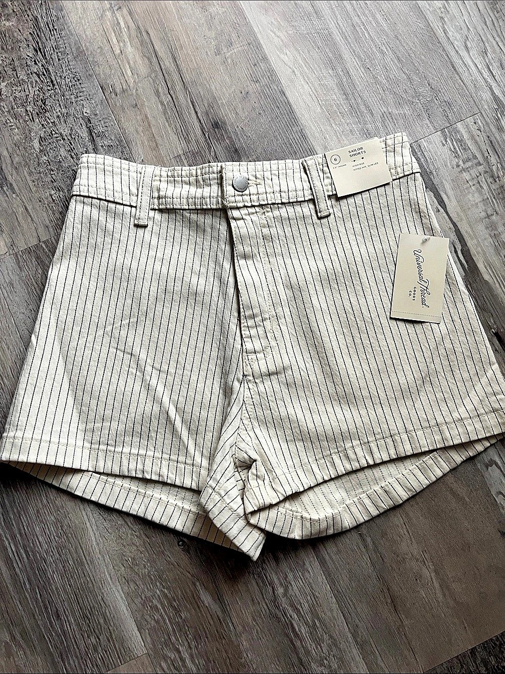 Sailor Shorts High Rise Pinstripe Shorts Size 6 NWT